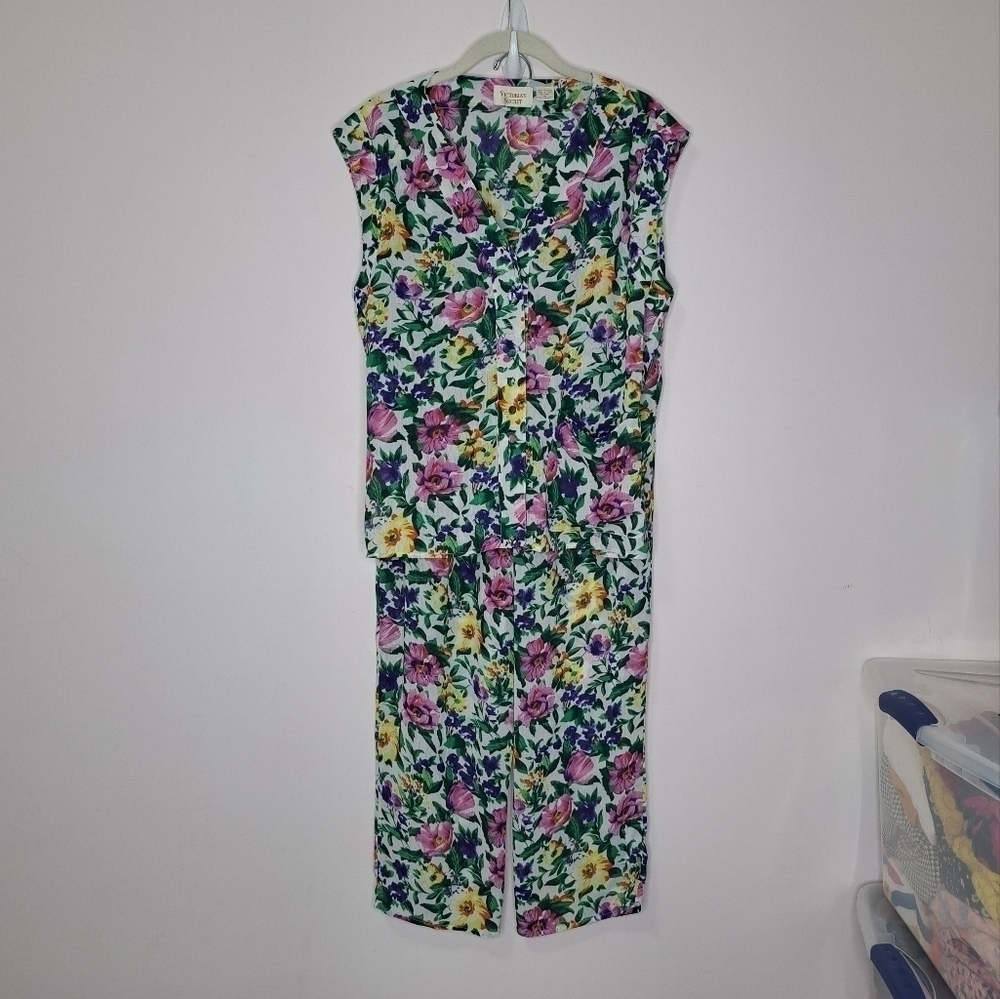 Victoria's Secret vintahe gold label floral pajama set medium